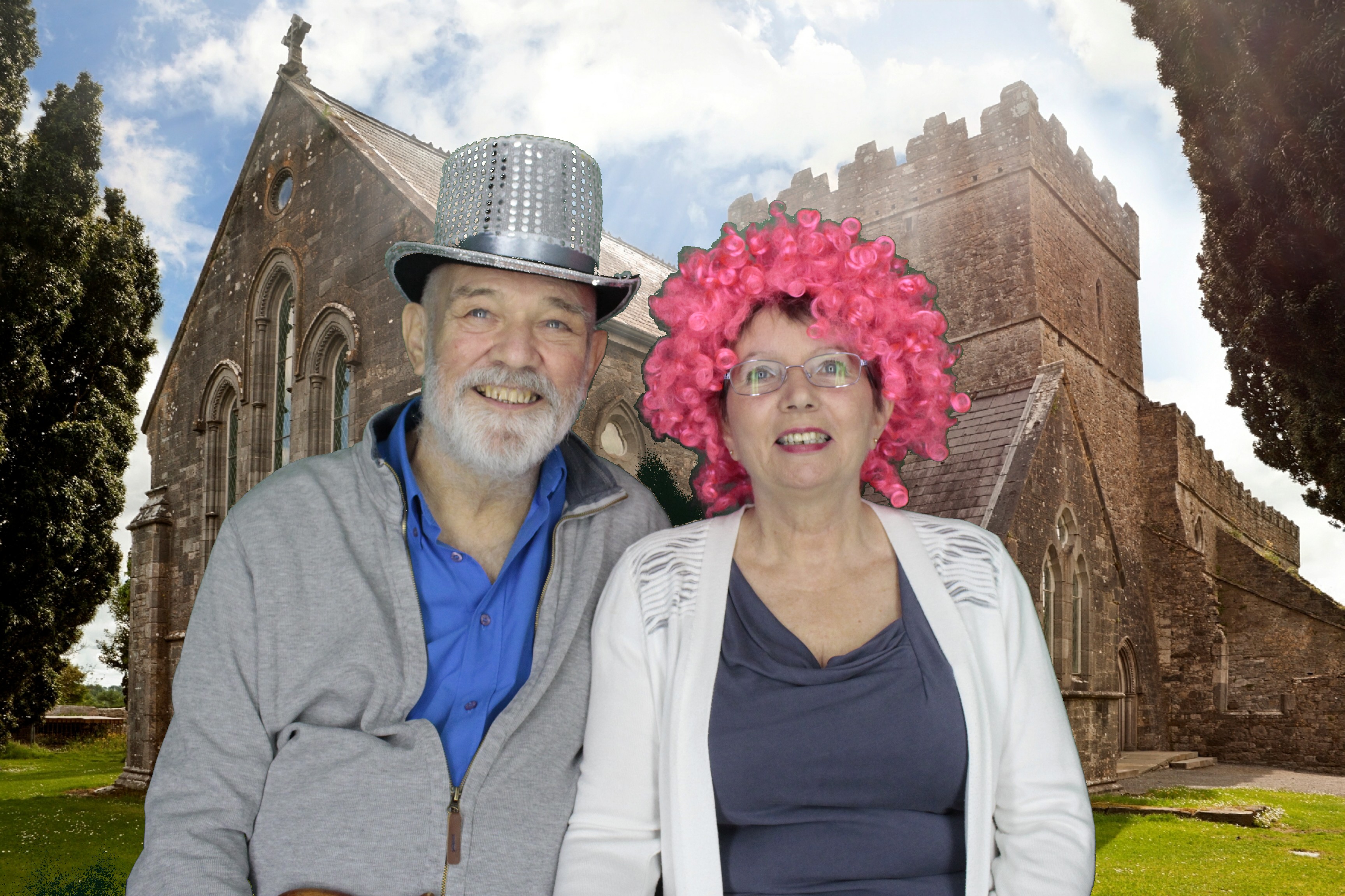 Nikki and Lance's Wedding | View more photos from the event at gallery.myphotoboothexperience.co.uk/u/MyPhotoBoothExperienceLtd/Nikki-and-Lances-Wedding